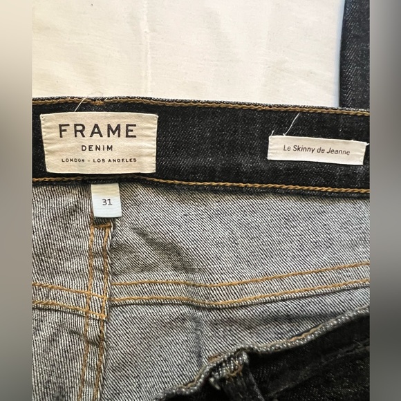 Frame Denim Le Skinny de Jeanne Distressed 31 - Picture 4 of 6